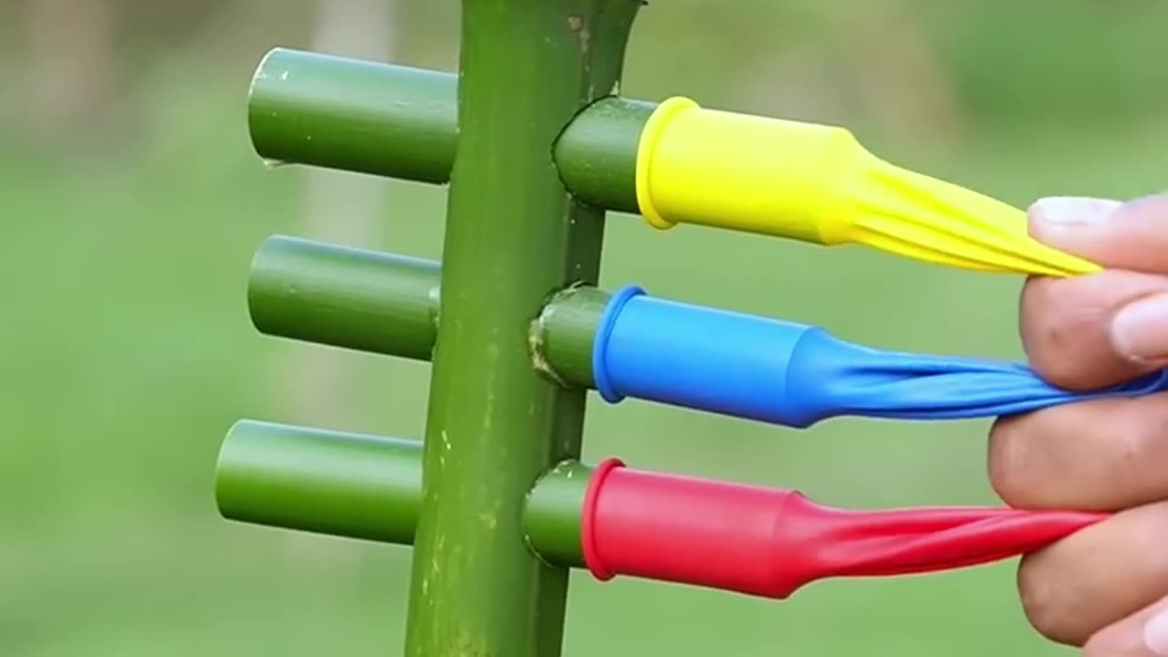"STOP THE BALLOONS!! What is this BAMBOO WEAPON!? 😂💥 DIY Bamboo Creations with three Clour Balloone