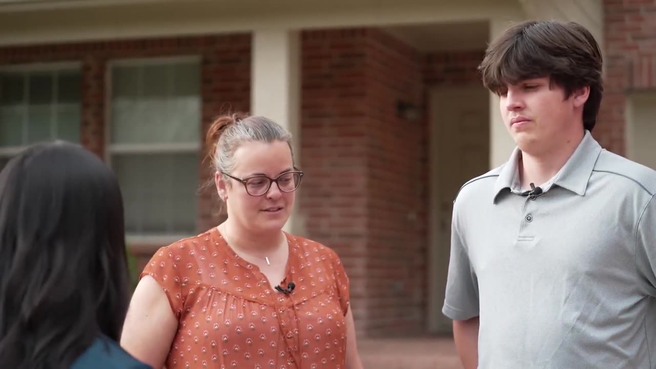 The Fake Stabbing of Austin Metcalf - Crisis Actor Parents