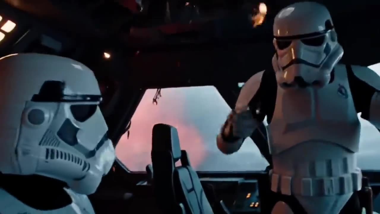 Stormtrooper Vlogs: Fixing Ship