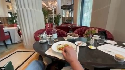 JUAN O SAVIN- The Golden City of London - NINO 8 10 2025