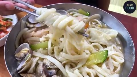 Dirty-Mouthed Grandma’s Noodle Restaurant?! Insane Portions That Shock Korean Street Food Fans