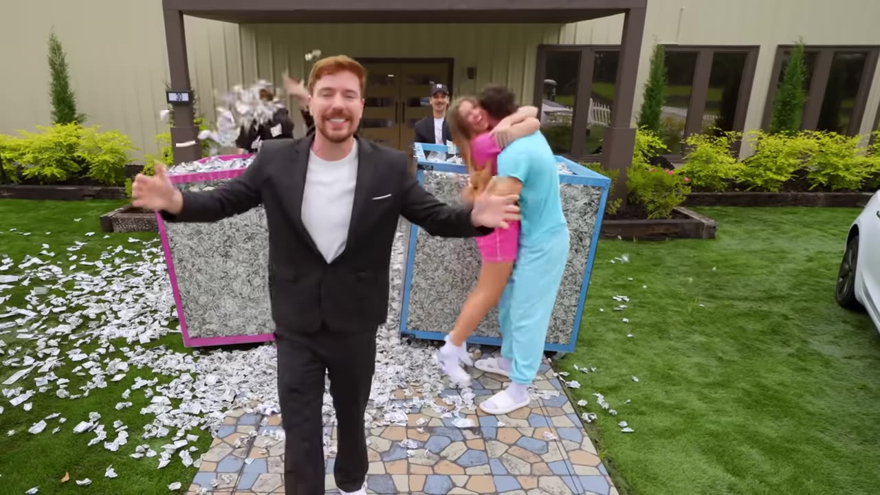 Survive 30 Days Chained To Your Ex, Win $250,000 😮