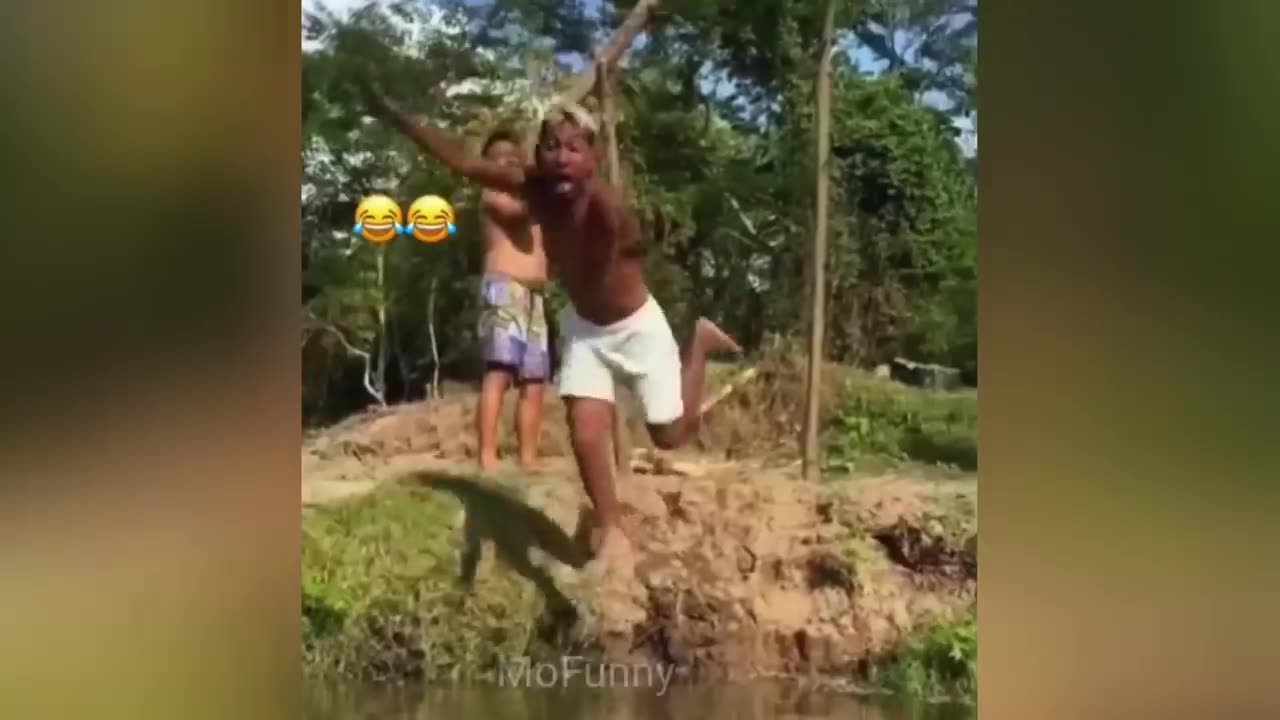 TRY NOT TO LAUGH PLEASE BUT THESE SITUATIONS MAKES YOU LAUGH