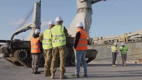 🚛🇺🇦 Ukraine Russia War | Australia Sends First Batch of Abrams Tanks to Ukraine | RCF