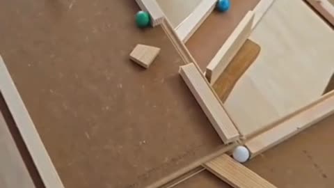 Wooden track ball gameplay Episode 07