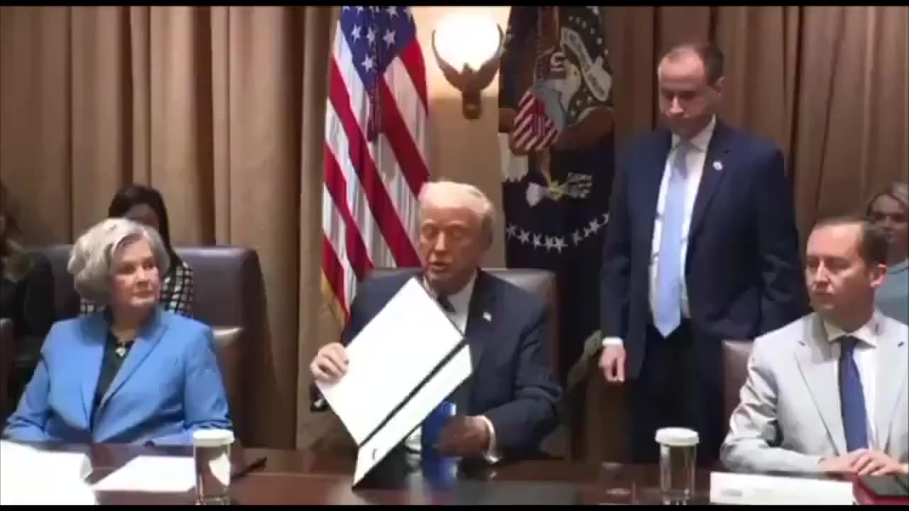 🚨MASSIVE🚨 President Trump Signs Massively Historic Executive Order