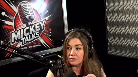 Mickey Talks EP: 049 – Amber Poole, Psychic Medium