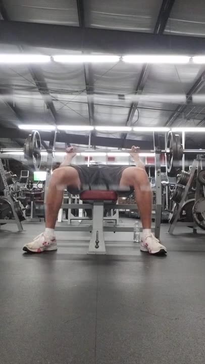 Robert Petersen: 220 lb Bench- 5x5 (Road to 315).