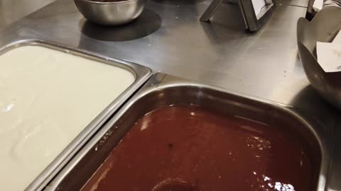 Enjoying vegetarian snacks at desi wedding 🔖 !! #blog #asian #culture #tradition