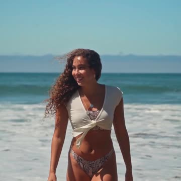 Bikini Try-On Haul 2025 👙 | Hot & Beautiful Review + Real Reactions 💬🔥