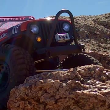 Axial SCX 10 III JEEP CRAWL! ...so COOL!