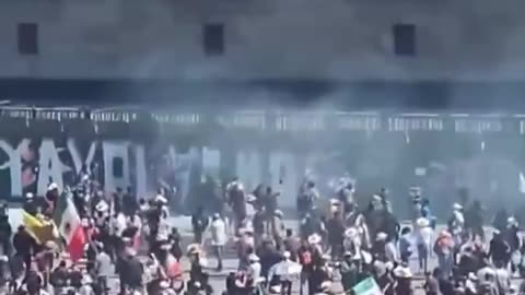 💥RIOTS TAKING PLACE IN MEXICO CITY 🇲🇽