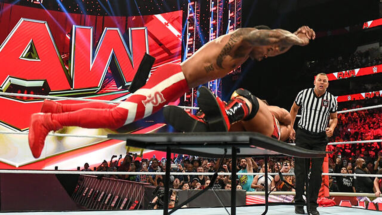 The Street Profits vs. Alpha Academy: Raw, April 4, 2022 @wwefree