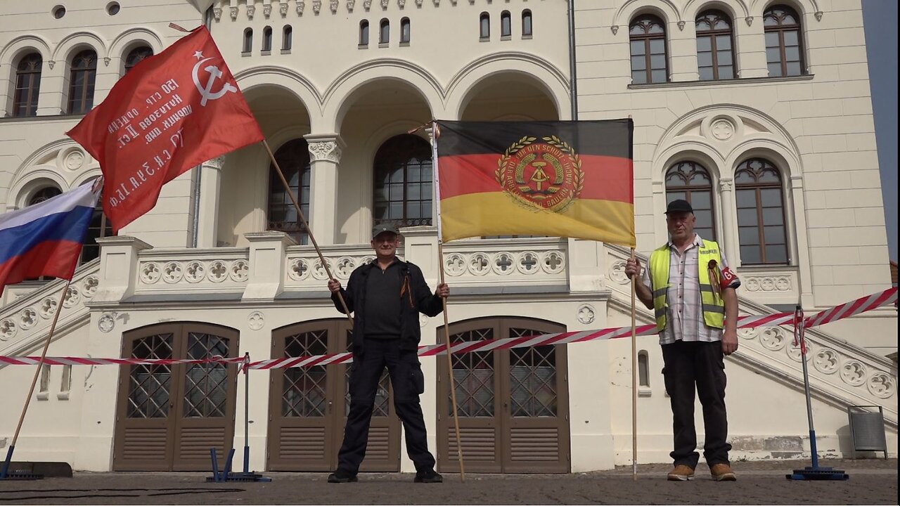 Deutschlands Zukunft die die neue DDR! #staatenlos.info