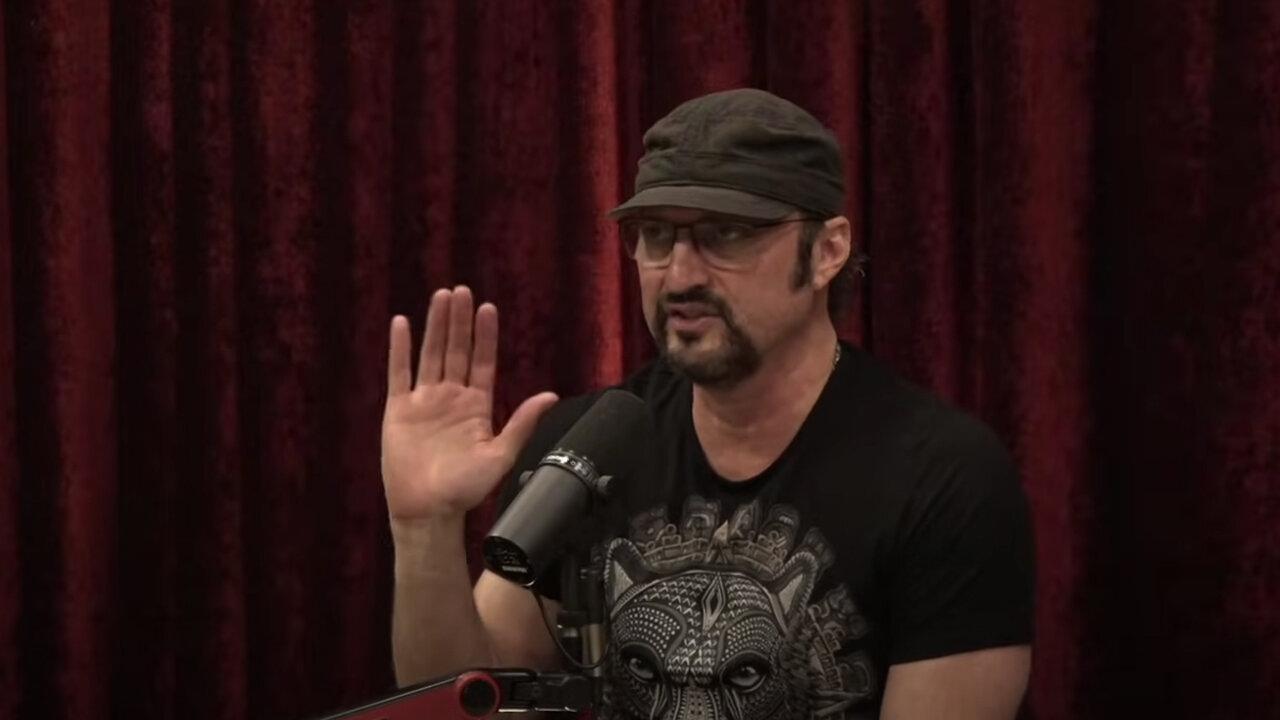 Podcast Recap - Joe Rogan Experience #2310 - Robert Rodriguez