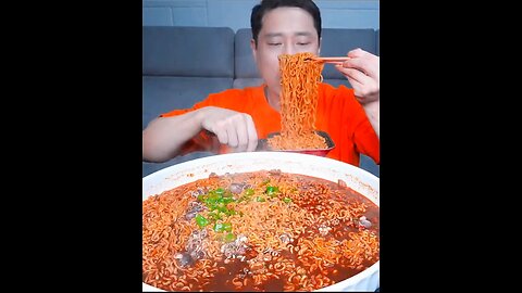 Hot ramen + instant noodles #spicy