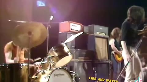 Mr. Big ~ FREE ( Live ) { Paul Rogers /Simon Kirk } **