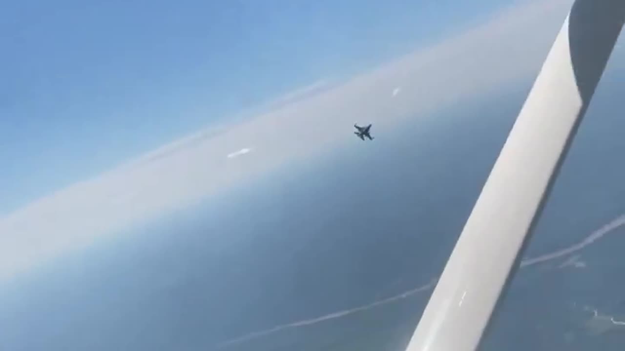 The US has officially announced the closure of airspace over Venezuela.