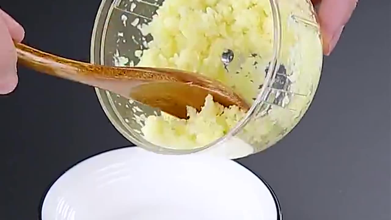 Portable Electric Food Chopper: Ideal for Baby Food!