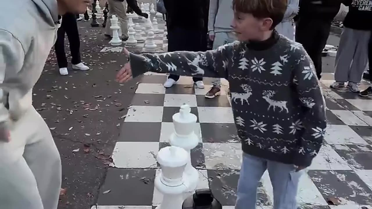 What a terrible move in chess.🤯🥶