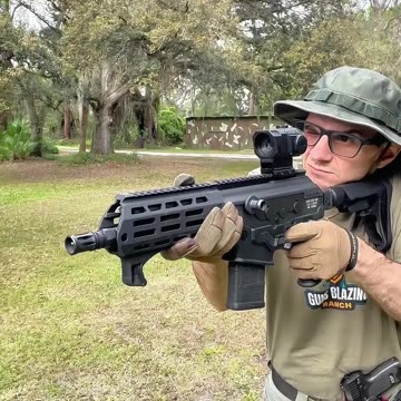 以色列版AK-47搭配Monstrum棱镜 #国外合法拍摄国内请勿模仿 #武器科普 #实弹射击 #男人减速带 #靶场射击