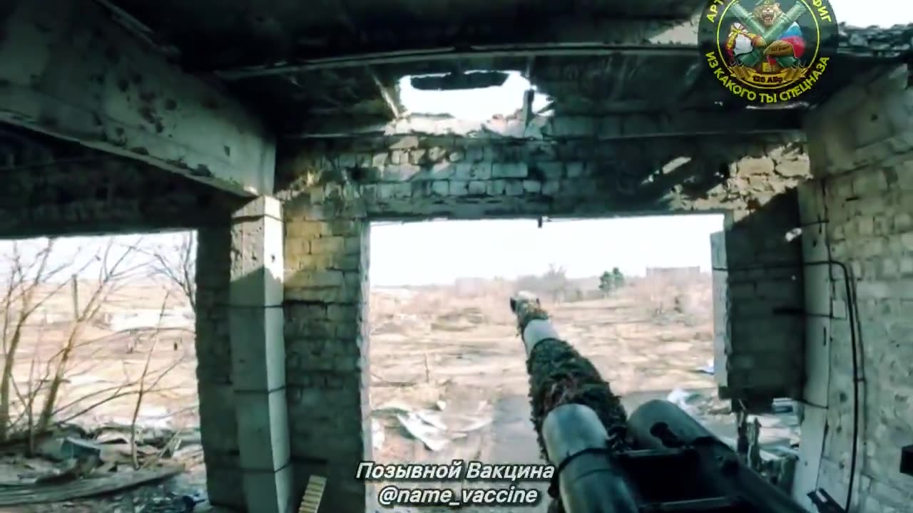 Russian 2S19 Msta-S Artillery In Action