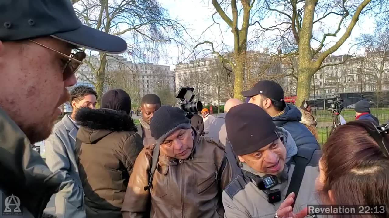 Speakers Corner - A Muslim Lady Wants Mansur To Answer Timothy's Objection, He Changes Topic