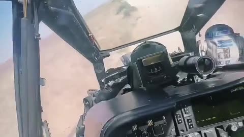 Insane Footage of a US AH-64 Tearing Through Desert Just Meters Above the Ground