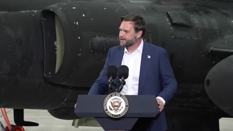 JD Vance speaks at RAF Fairford during visit to US Air Force troops in UK - August 13, 2025