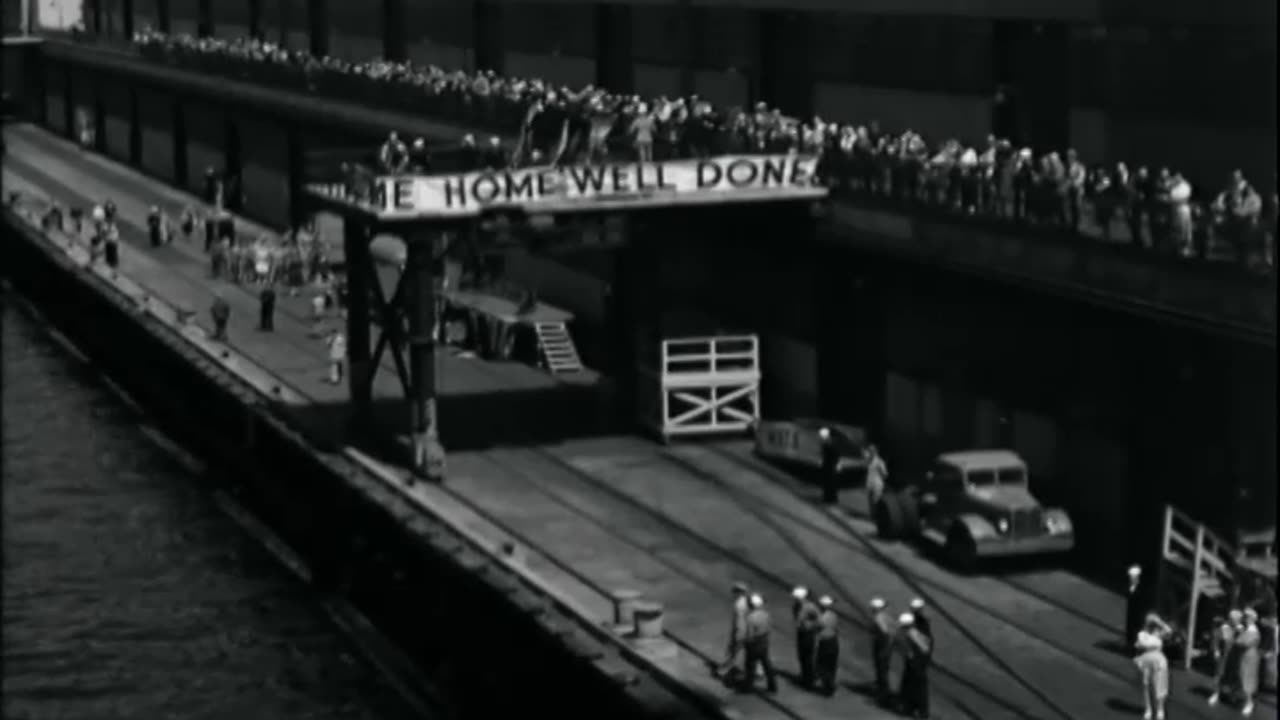 ARRIVAL OF USS CONS... - ARRIVAL OF USS CONSOLATION (AH-15) AT SAN DIEGO WITH WOUNDED - 428-npc-1278