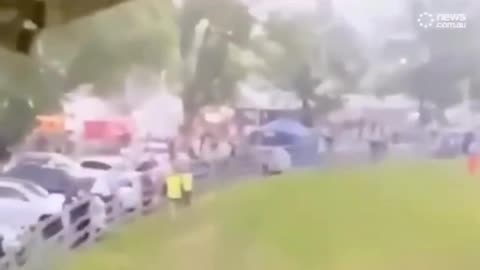 Makina përplas spektatorët në një event në Australi, 13 të plagosur, dy në gjendje kritike për jetën