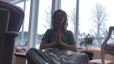 Mrs Sunshine’s Cover of Dancing Barefoot by Fia