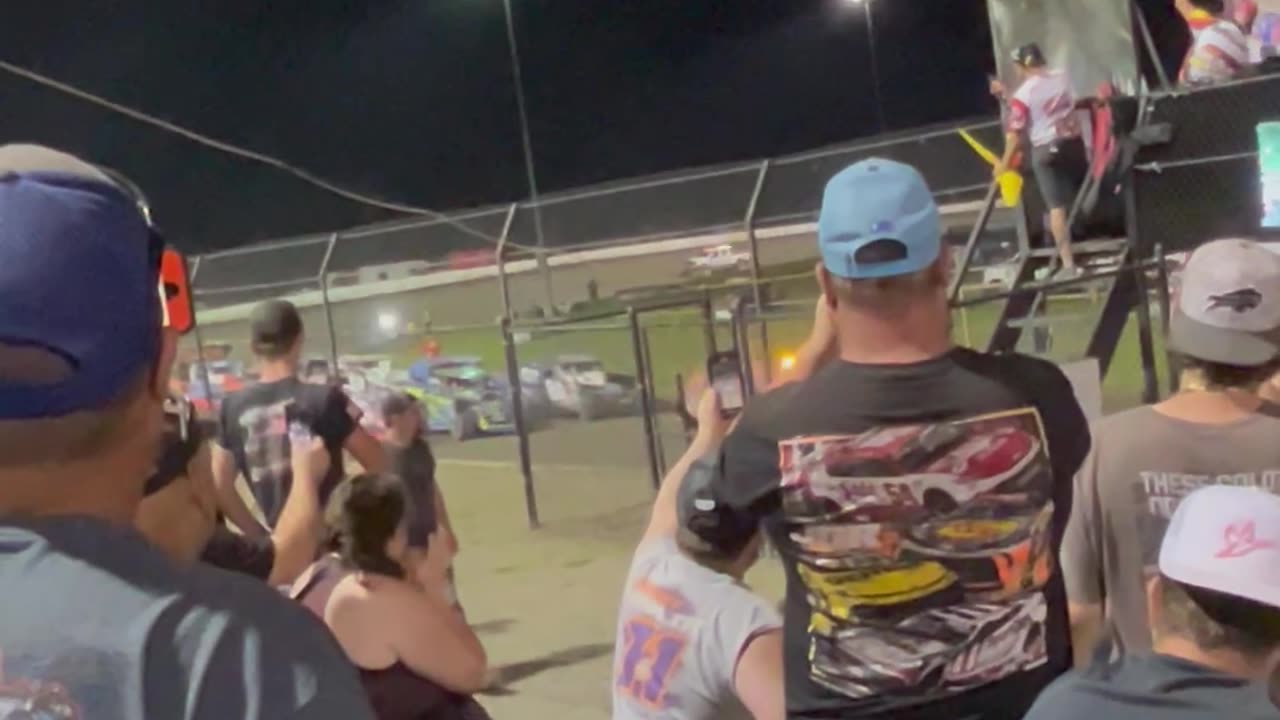 Dirt Car Big Blocks Race