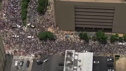 Texas Protests Leads To The Capital & It’s Ground Evacuated Due To “Credible” Threats.. 🇺🇸