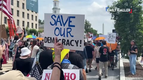 🚨 Protesters march through formerly known Black Lives Matter Plaza headed towards the White House