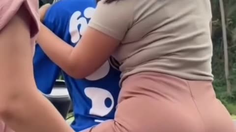 Pengen naik motor