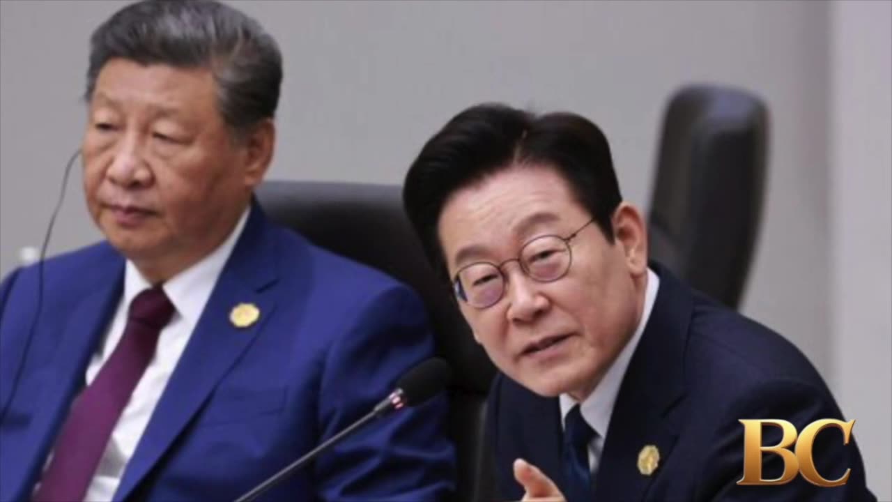 Xi Jinping cracks joke about spying with phones given to South Korean president