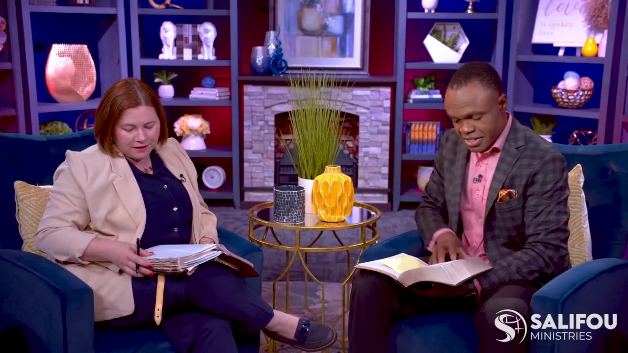 What fellowship does light have with darkness?