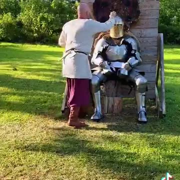 How does he make it look so easy?🎯