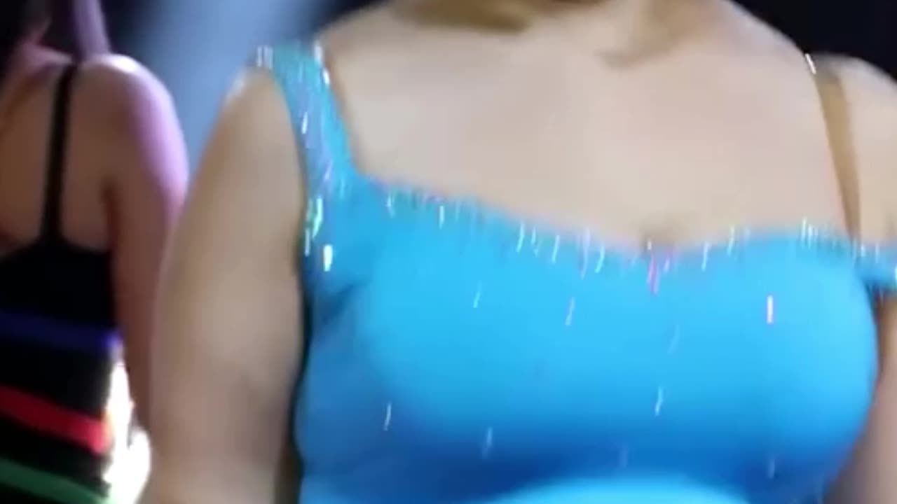 هز رقصات فاخرة