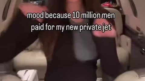 OF star Sophie Rain sparks backlash, video of her private jet, claiming 10 mill men funded it.