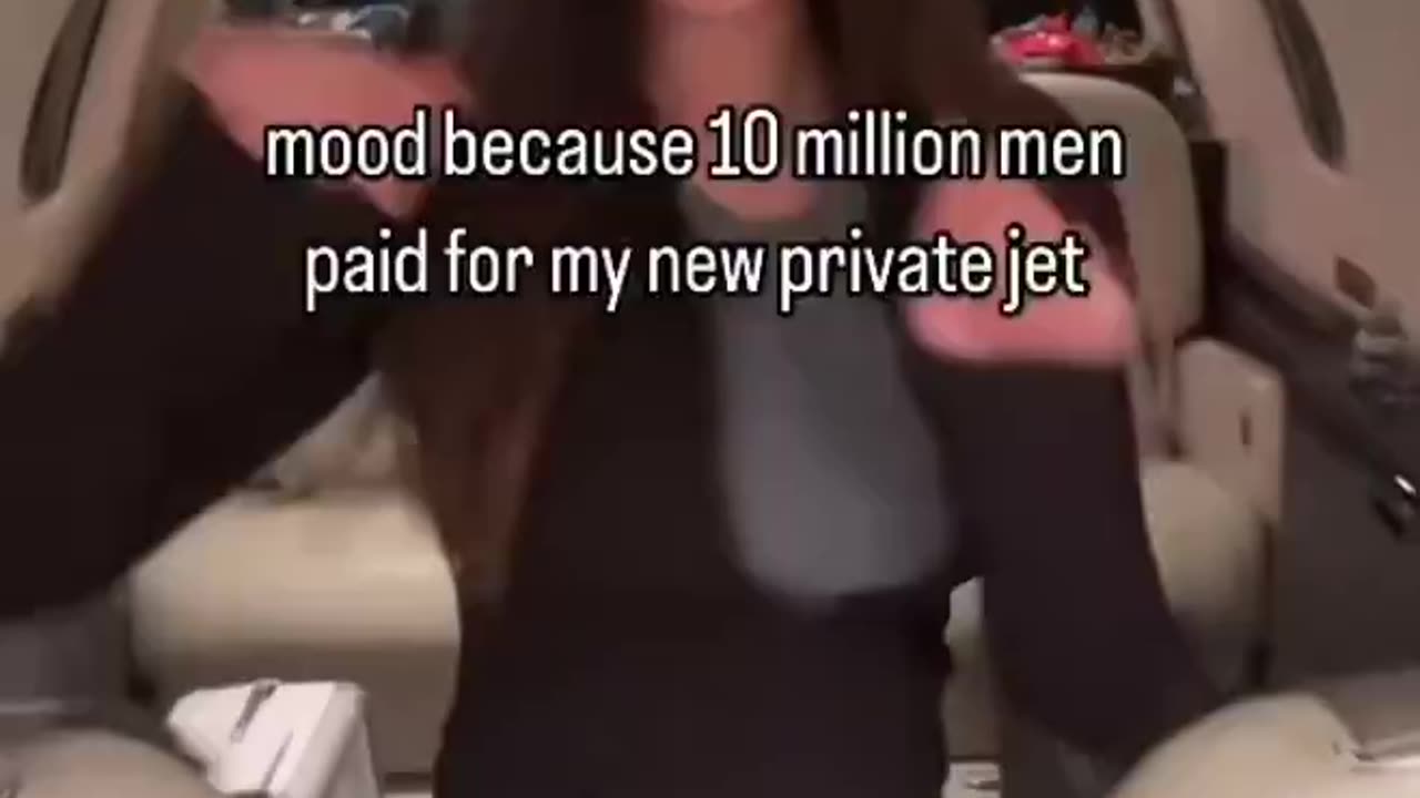 OF star Sophie Rain sparks backlash, video of her private jet, claiming 10 mill men funded it.