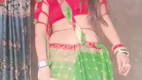 Suno Tumhari bahan a rahi hai