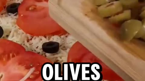 Pizza Lovers! Try This Irresistible Homemade Pizza Recipe – Crispy, Cheesy