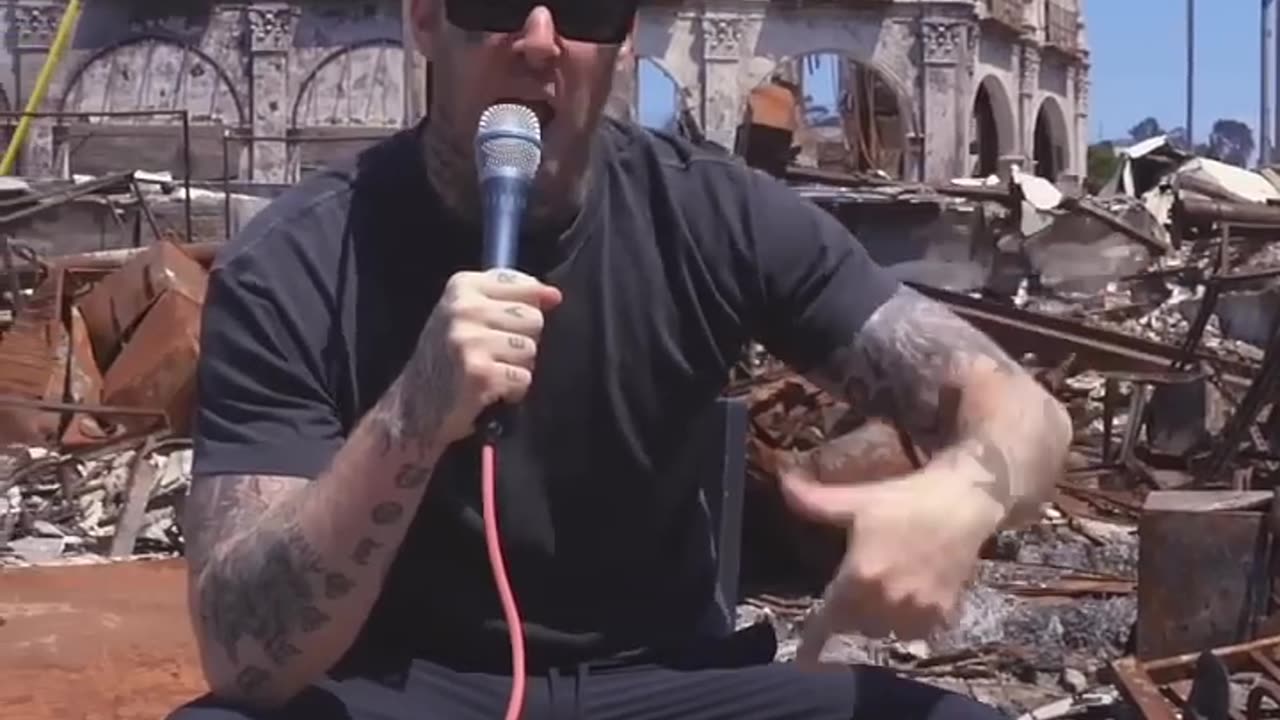 Tom MacDonald - Gavin Newsom is an embarrassment 🤷♂️