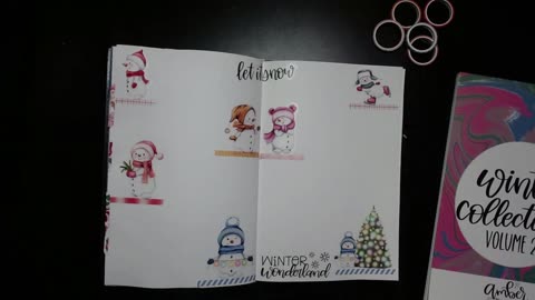 Vlogmas Day 6 in my creative journal