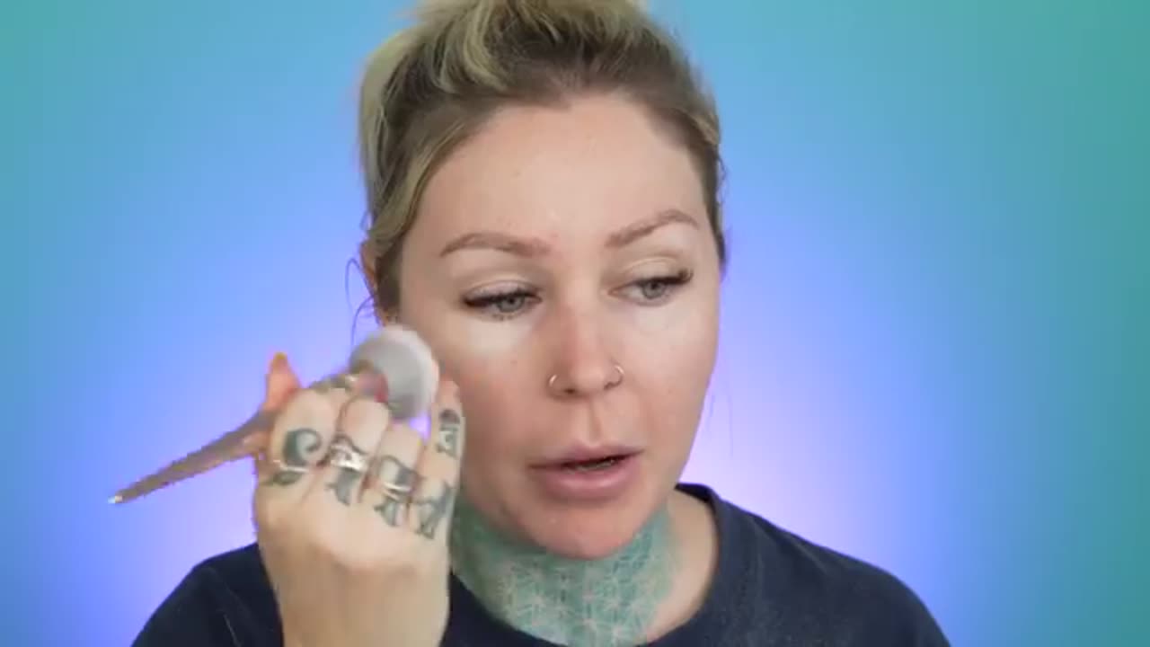TESTING Viral TikTok Powder Setting Spray Makeup Hack _ makeup tutorial