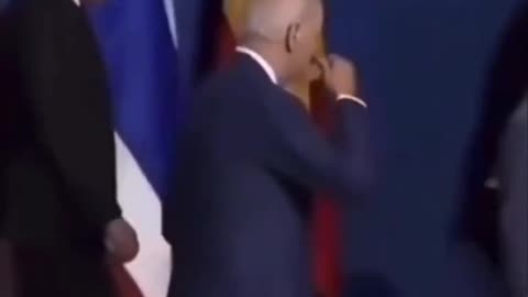 Flashback to when a Biden Clone tried removing his mask too early