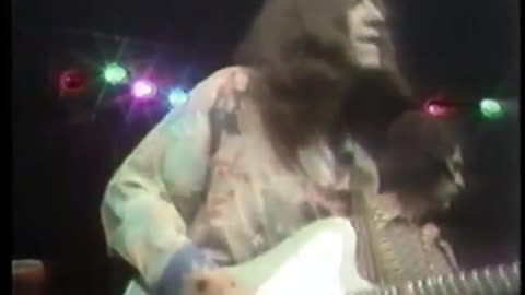 Light Up Or Leave Me Alone ~ Traffic ( Live )