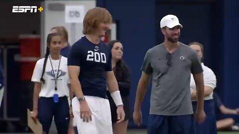 Eli Manning goes undercover at Penn St